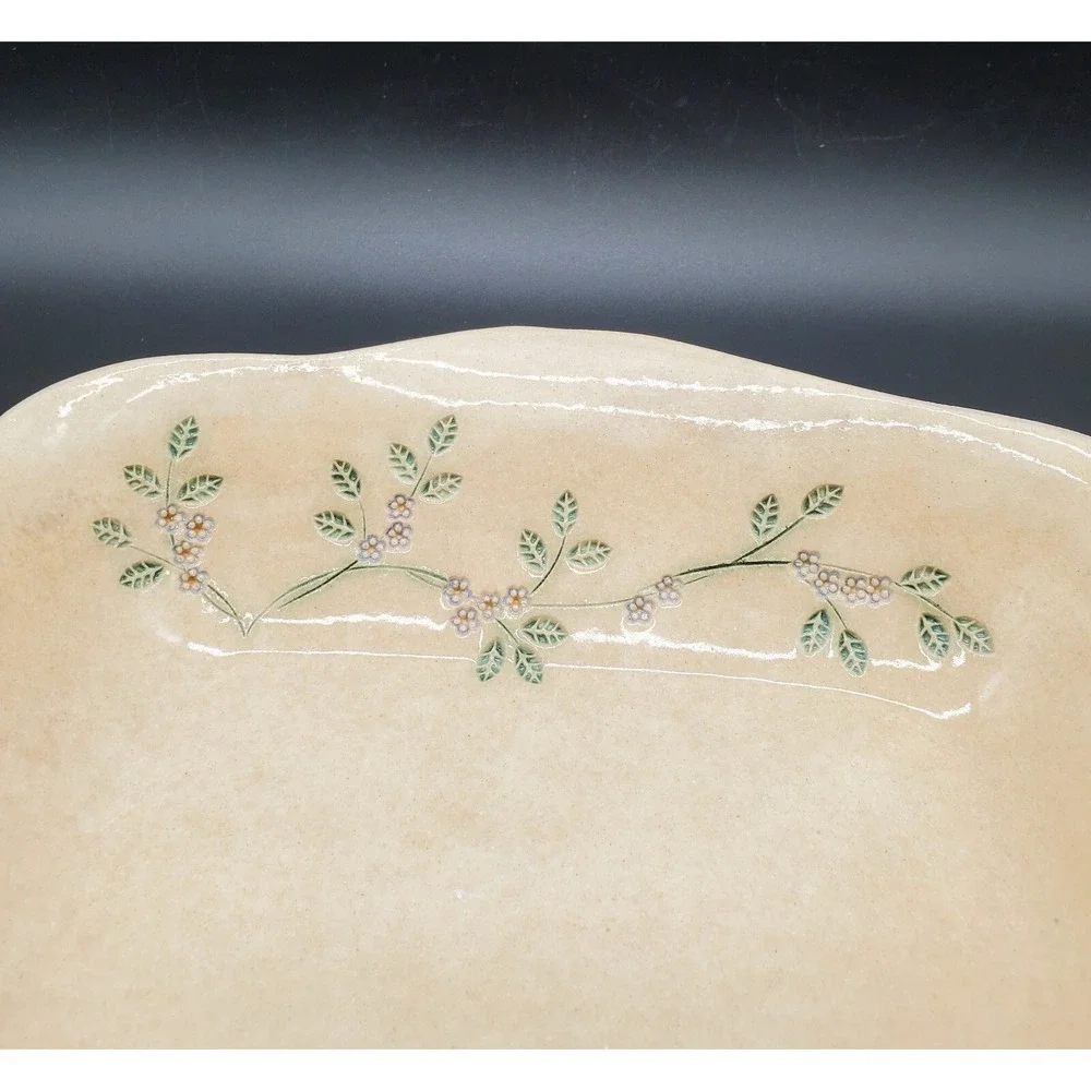 Mountain Meadows Pottery Square Ceramic 11